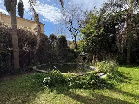 Casa 5 ambientes con 3 baños