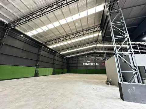 Local en Alquiler en Francisco Alvarez, USD 6.000