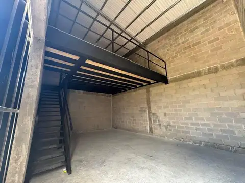 Galpon en Alquiler en Canal Sur, $ 600.000
