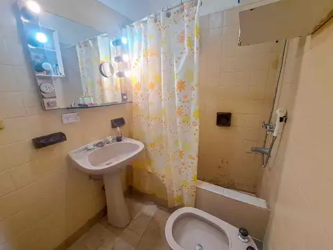 Depto Tipo Casa 2 ambientes con 1 baño