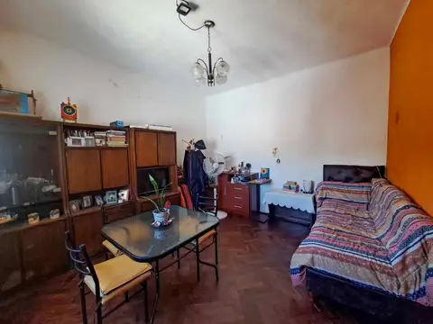 Depto Tipo Casa en Venta en Lanus Oeste, USD 45.000