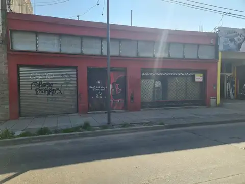 Local en Venta en Centro De Lujan, USD 180.000