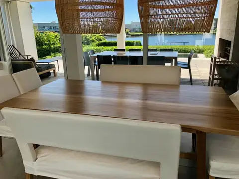 Casa 6 ambientes con 3 baños