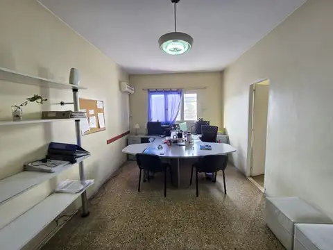 Oficina en Venta 48 años