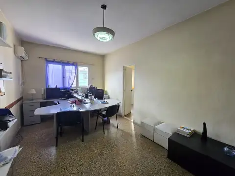 OFICINA EN VENTA EN VALENTIN ALSINA