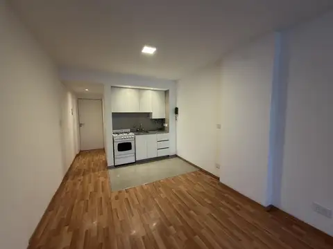 Departamento monoambiente con balcon zona rio