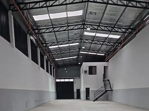 GALPON CON OFICINAS A ESTRENAR
