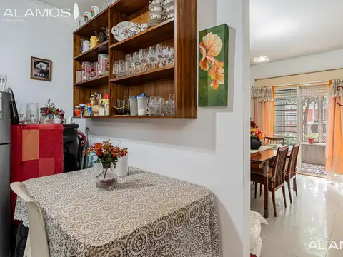 Depto Tipo Casa 2 ambientes con 1 baño