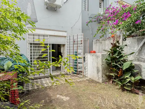 VENTA PH 2 AMBIENTES EN MORON CON FONDO URGENTE