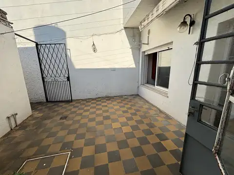 ortiz de rosas 1500, Piso pb