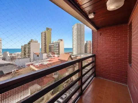 Departamento 3 ambientes con cochera - La Perla