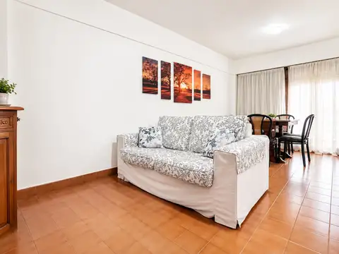 Departamento 3 ambientes con cochera - La Perla