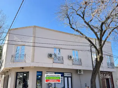 25 de Mayo 8