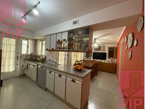 Casa en Venta en Haedo Norte, USD 395.000