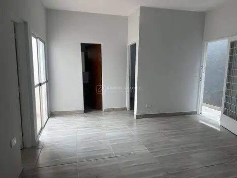 Depto Tipo Casa en Alquiler al Norte