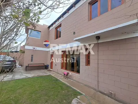 Depto Tipo Casa en Venta de 5 ambientes