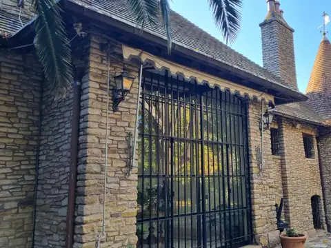 Casa en Venta en Acassuso Libertador  /  Solis, USD 5.400.000