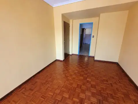 ALQUILER | 3 AMBIENTES CON COCHERA EN QUILMES CENTRO