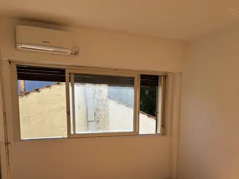 BLAS PARERA 1200, Piso 1