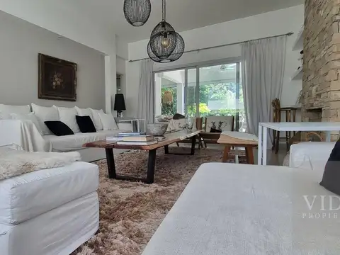 Casa en Venta en Campo Chico, USD 594.000