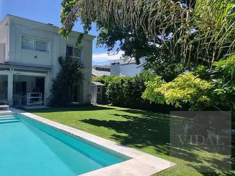 Casa en Venta de 5 dormitorios