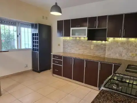 Depto Tipo Casa en Venta de 1 dormitorio