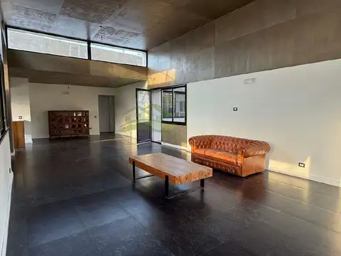 Casa en Alquiler en Guillermo E Hudson, USD 2.500