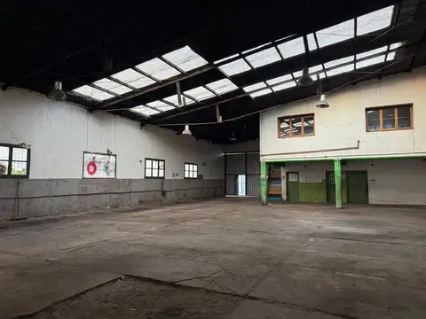 VENTA GALPON CORAZON DE CHACRAS DE CORIA