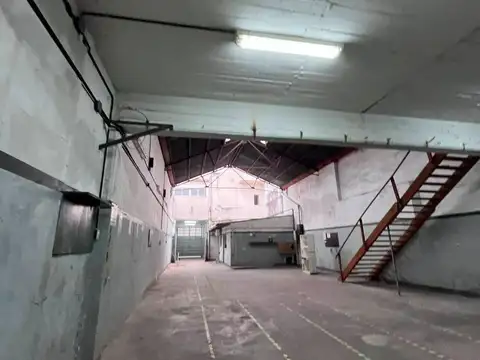 CABALLITO - Galpón comercial