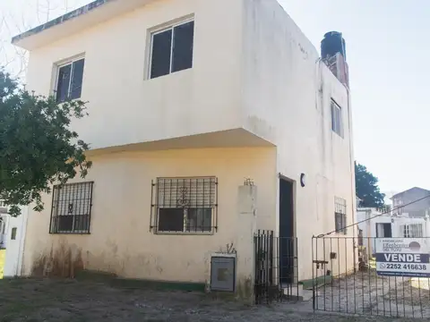 Casa 3 ambientes con 1 baño