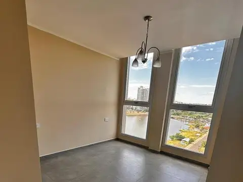 Av. Antártida Argentina 876