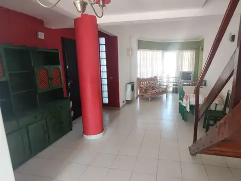 Chiozza 3300, Piso 8