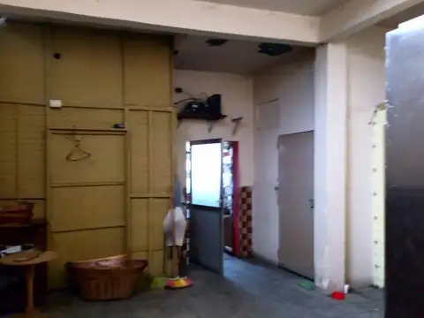 Local en Venta 40 años