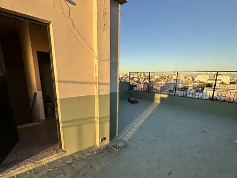 Tonelero 6900, Piso 2