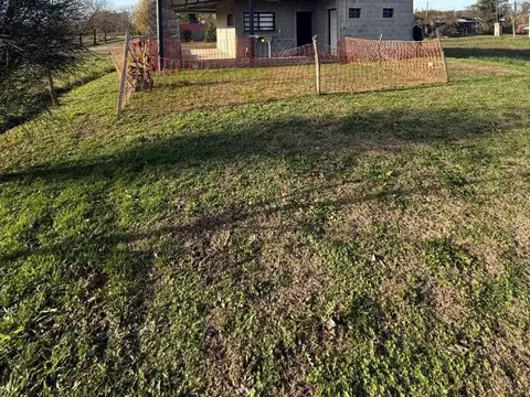 Casa 2 ambientes con 2 baños