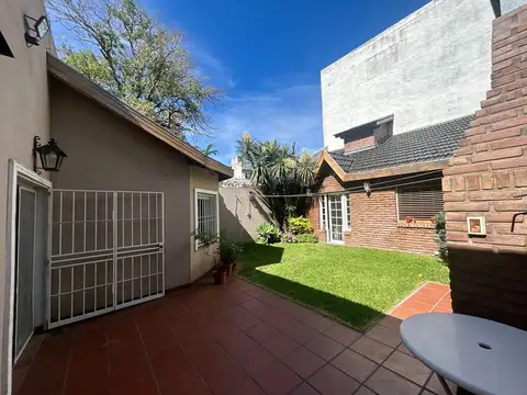 Venta Casa de 4 ambientes con patio y parrilla en San Martin