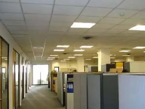 Depósito en venta / alquiler en Monserrat