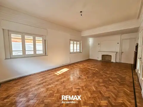 Casa en Alquiler de 5 dormitorios