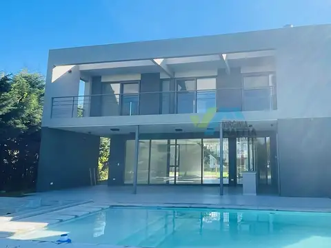 Casa en Venta al Suroeste