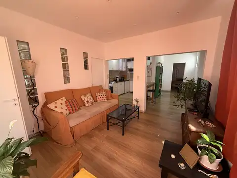 Depto Tipo Casa en Venta de 4 ambientes