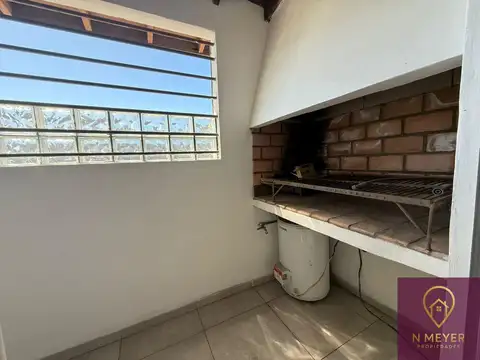 eva duarte 2400