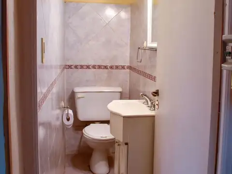 VENTA CASA 6 AMBIENTES MAS 8 DEPARTAMENTOS LA BOCA