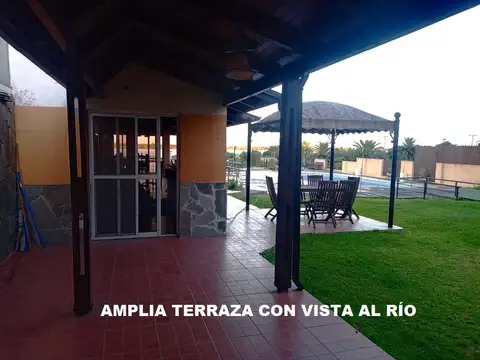 Casa en Venta con 1 cochera