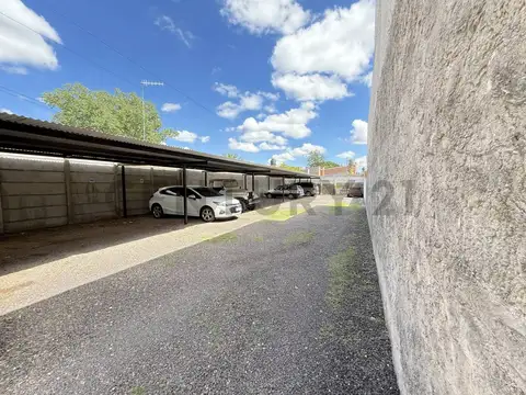 Cochera en Venta de 10  mts largo x 27,50  mts ancho