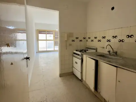 3 500, Piso 1