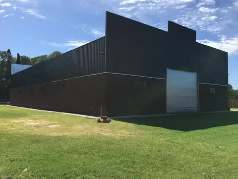 Galpón en venta - Villa Rosa
