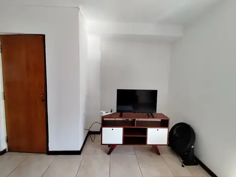 Depto Tipo Casa en Alquiler en Constitucion, $ 1.400.000