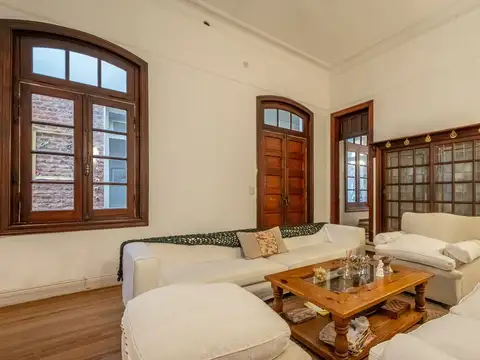 CASA EN VENTA SAN FERNANDO 5 AMB+DEP JARDIN GARAJE