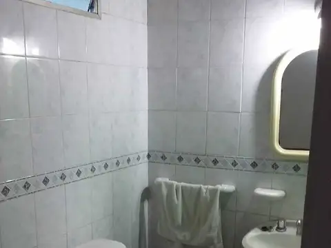 Casa  en Venta en Roque Perez