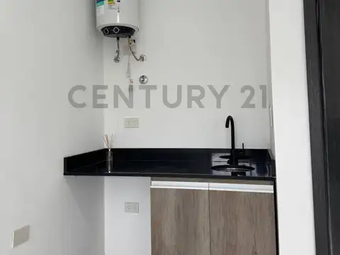 Oficina en Alquiler en Bella Vista, USD 400